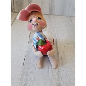 Annalee 1995 country boy girl bunny Apple‎ mobility doll
